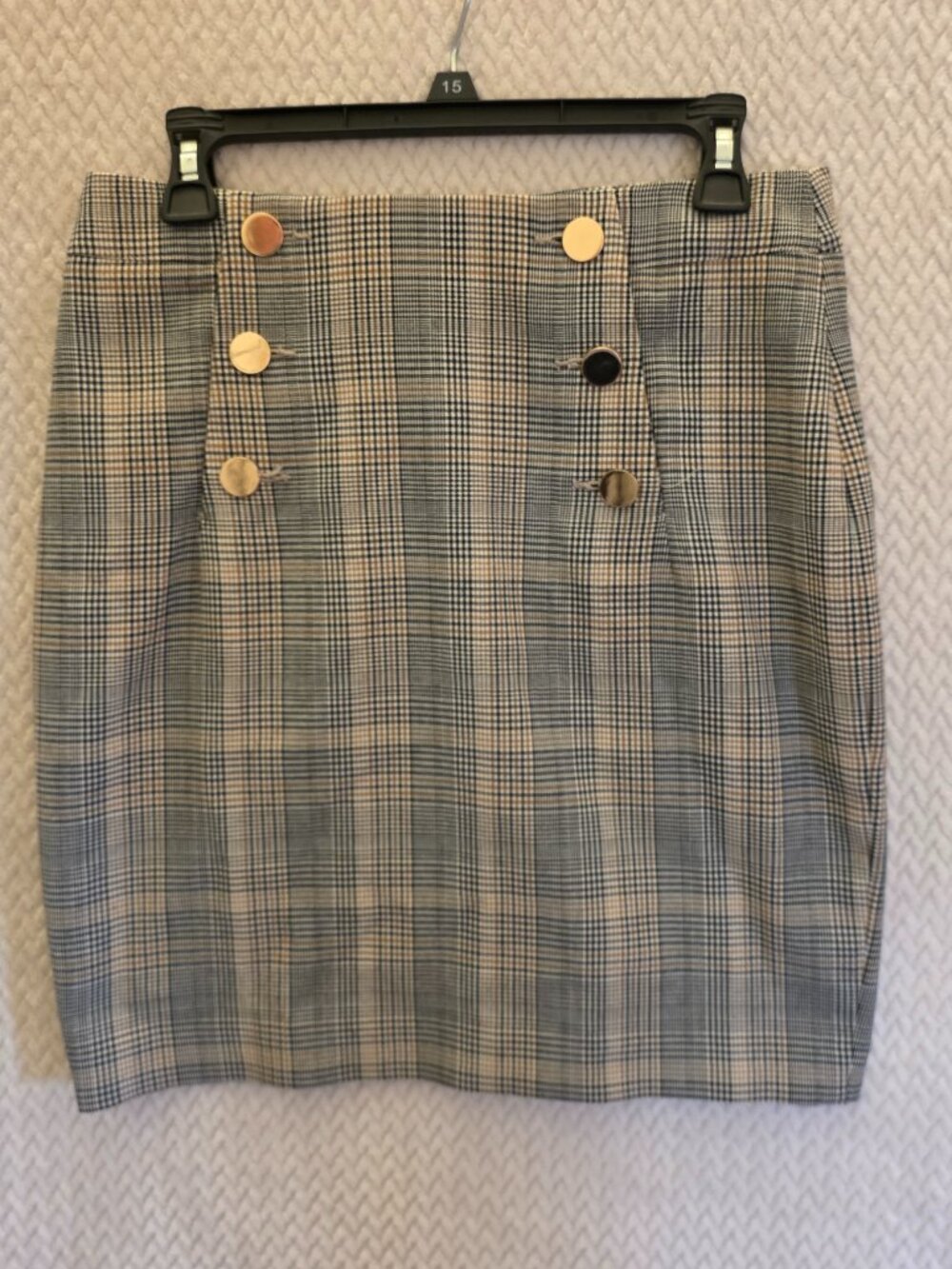 H&M Women’s 6 Button Knee Length Skirt Size 6 Pencil Plaid Preppy Career Wear